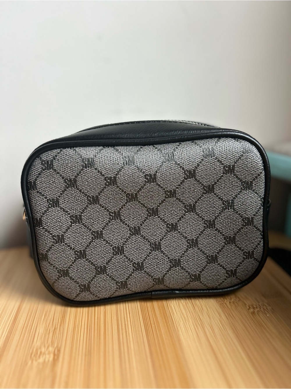 Steve Madden Black and Gray Patterned Women’s Fanny Pack/ Belt Bag